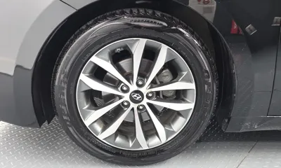 Hyundai Grandeur 2012, 98873 км, за 2422.21 USD