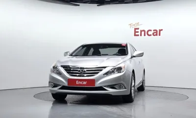 Hyundai Sonata 2014, 116224 км, за 3230.92 USD