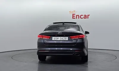 Kia K5 2016, 123072 км, за 4569.53 USD