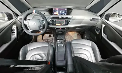Citroen-DS C4 Picasso 2018, 76242 км, за 7601.8 USD - фото 7
