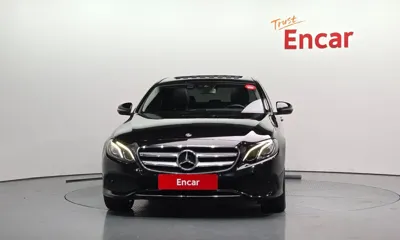 Mercedes-Benz E-Class 2019, 96539 км, за 13976.46 USD