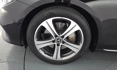 Mercedes-Benz E-Class 2019, 96539 км, за 13976.46 USD