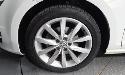 Volkswagen Golf 2016, 62566 км, за 8533.54 USD