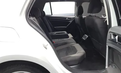 Volkswagen Golf 2016, 62566 км, за 8533.54 USD - фото 11