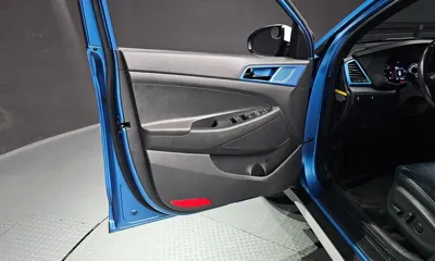 Hyundai Tucson 2017, 60975 км, за 8205.33 USD - фото 24