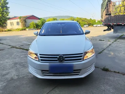 Volkswagen Santana 2015, 75500 км, за 4645 USD - фото 2
