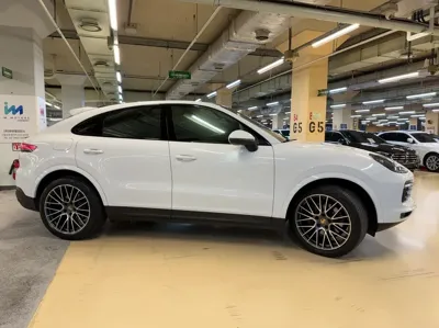 Porsche Cayenne 2023, 38000 км, за 64264.15 USD