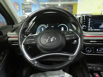 Hyundai Sonata 2022, 54557 км, за 15622.95 USD - фото 12
