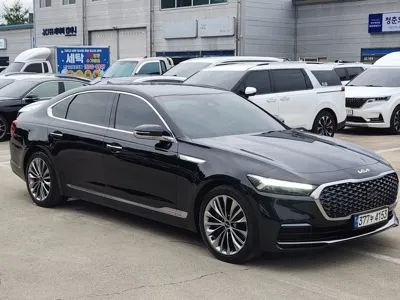 Kia K9 2022, 91755 км, за 19372.03 USD
