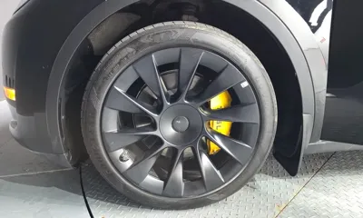 Tesla Model Y 2022, 81159 км, за 25937.71 USD