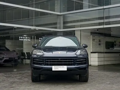 Porsche Cayenne 2024, 25000 км, за 96819.78 USD