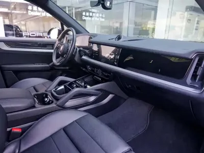 Porsche Cayenne 2024, 25000 км, за 96819.78 USD - фото 12