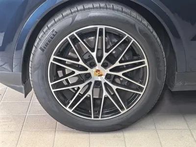 Porsche Cayenne 2024, 25000 км, за 96819.78 USD - фото 16