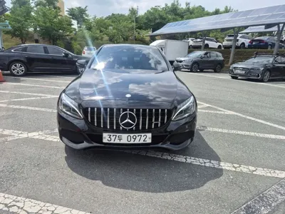Mercedes-Benz C-Class · 2016 год