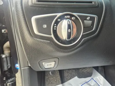 Mercedes-Benz C-Class 2016, 138839 км, за 7155.87 USD - фото 12