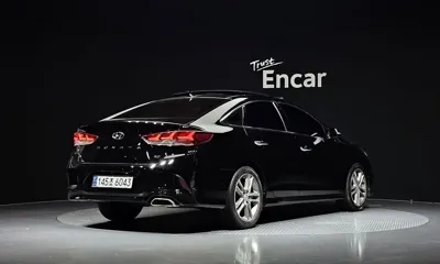 Hyundai Sonata 2018, 87937 км, за 9035.95 USD