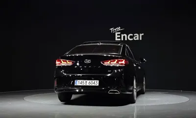 Hyundai Sonata 2018, 87937 км, за 9035.95 USD