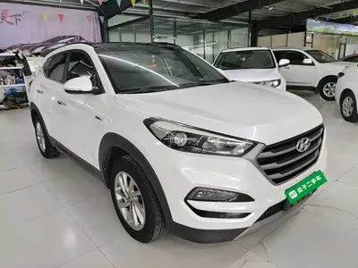 Hyundai Tucson 2018, 91800 км, за 6837.46 USD