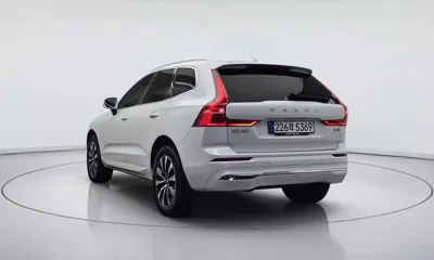 Volvo XC60 2023, 32158 км, за 30604.92 USD