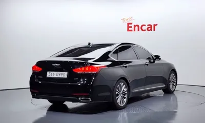 Hyundai Genesis 2016, 233626 км, за 4138.2 USD