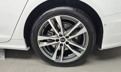 Audi A6 2022, 41493 км, за 25702.01 USD