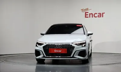 Audi A3 2023, 28600 км, за 17486.83 USD