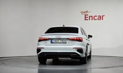 Audi A3 2023, 28600 км, за 17486.83 USD