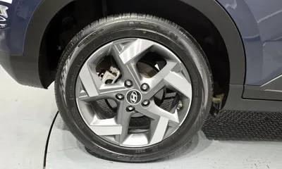 Hyundai Venue 2022, 26305 км, за 13680.79 USD