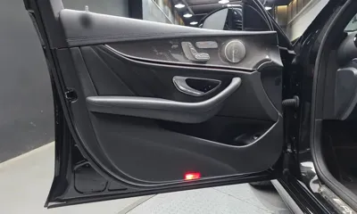 Mercedes-Benz E-Class 2021, 28374 км, за 41569.12 USD - фото 24