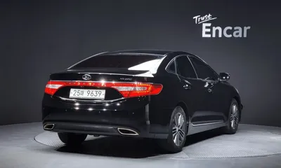 Hyundai Grandeur 2014, 126835 км, за 4360.75 USD