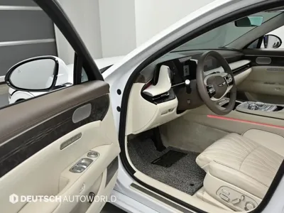 Genesis G90 · 2023 год