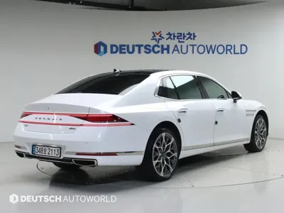 Genesis G90 2023, 39470 км, за 58421.95 USD