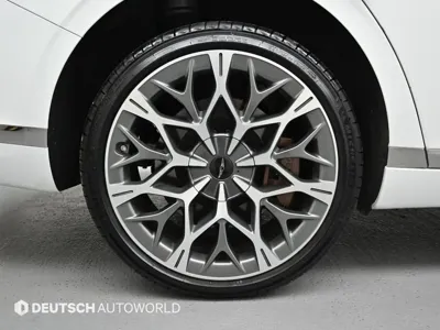 Genesis G90 2023, 39470 км, за 58421.95 USD - фото 6
