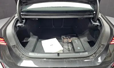 BMW 5-Series 2025, 9903 км, за 44222.66 USD - фото 20