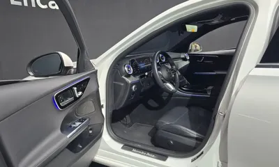 Mercedes-Benz C-Class 2023, 13664 км, за 26046.74 USD - фото 10