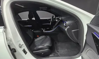 Mercedes-Benz C-Class 2023, 13664 км, за 26046.74 USD - фото 11