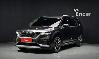 Kia Canival · 2021 год