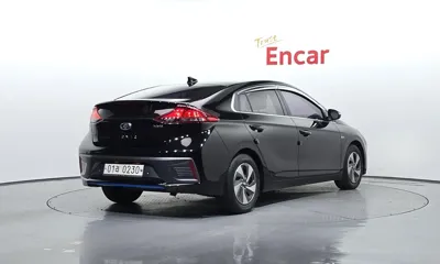 Hyundai Ioniq 2016, 149755 км, за 5905.15 USD