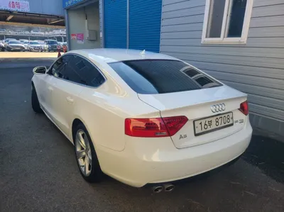 Audi A5 2015, 157000 км, за 5123.65 USD
