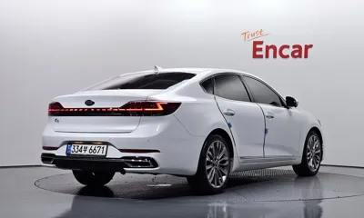 Kia K7 2020, 118613 км, за 12800.32 USD