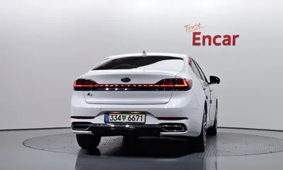 Kia K7 2020, 118613 км, за 12800.32 USD
