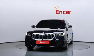 BMW 5-Series 2024, 32863 км, за 36139.86 USD