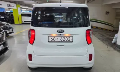 Kia Ray 2013, 157308 км, за 2560.06 USD