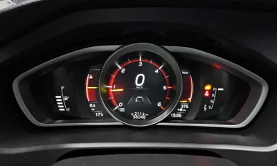 Volvo V40 2019, 55048 км, за 8920.84 USD - фото 8