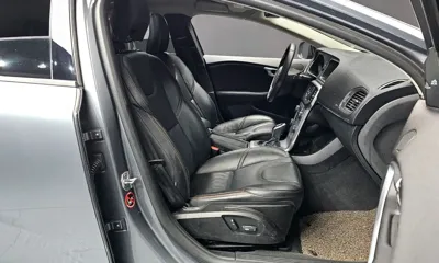 Volvo V40 2019, 55048 км, за 8920.84 USD - фото 10