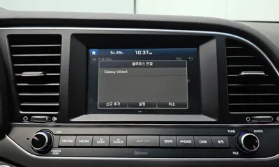 Hyundai Avante 2017, 100272 км, за 5850.61 USD - фото 20