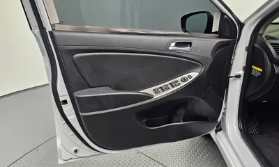 Hyundai Accent 2018, 43318 км, за 6180.07 USD - фото 24