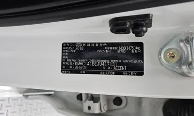 Hyundai Accent 2018, 43318 км, за 6180.07 USD - фото 31