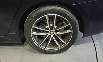 BMW 5-Series 2023, 61333 км, за 23614.38 USD