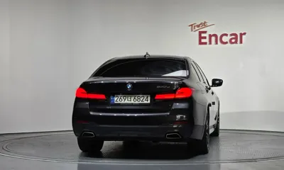 BMW 5-Series 2021, 93203 км, за 23624.79 USD